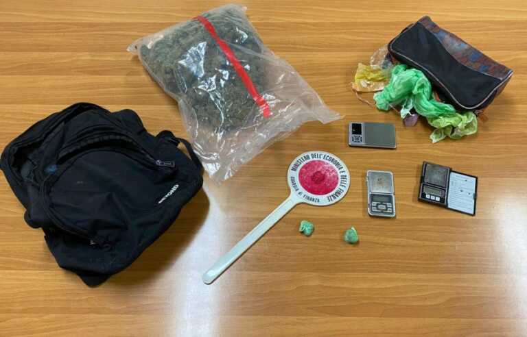 Galatone, droga già suddivisa in dosi nascosta in uno zainetto abbandonato nelle campagne