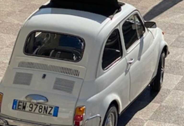 Trani, rubata una 500 d’epoca a un’anziana 81enne. Era la sua auto da 58 anni: «Ho il cuore spezzato»