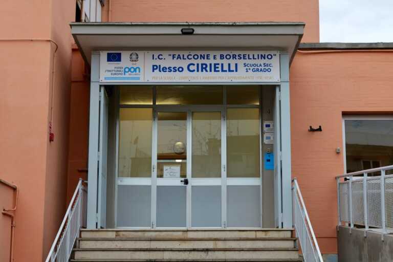 Galleria foto 'Bari, intitolata ad Alessandro Leogrande la nuova palestra di una scuola al quartiere San Paolo – VIDEO' - foto 3