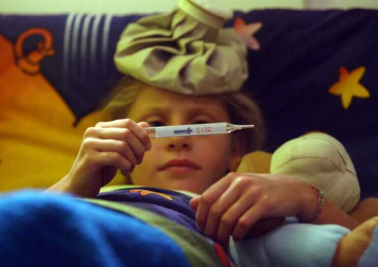 Influenza, la Puglia verso il picco senza antinfiammatori e cortisone: scarseggiano i medicinali