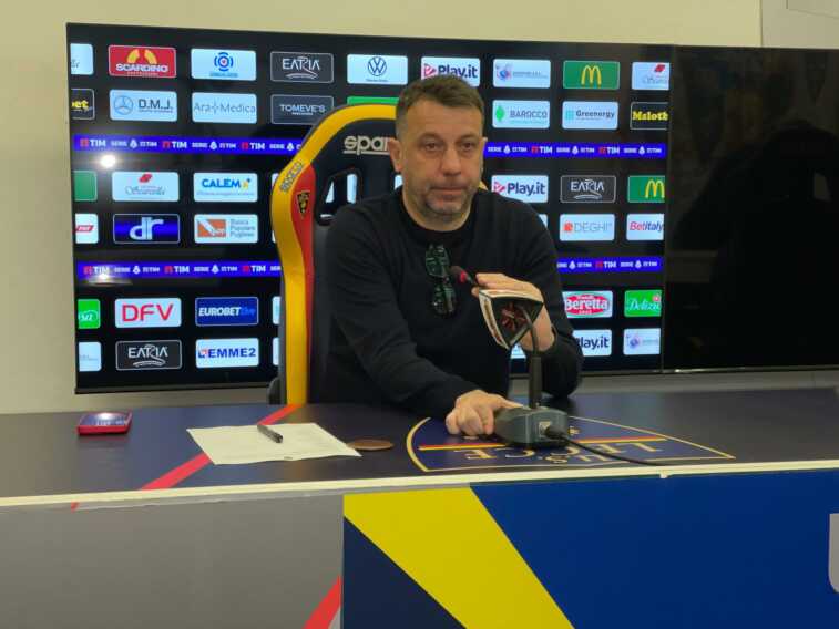 Lecce a Genova per ritrovare la vittoria dopo un mese e mezzo tornano Rafia, Banda e Touba