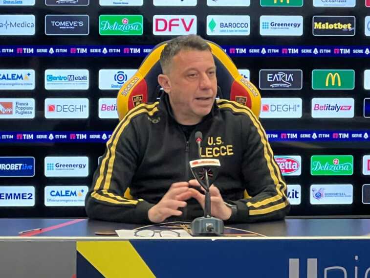 Lecce, D’Aversa avverte la Juve: «Coraggio e determinazione. Nessuna sfida è impossibile»
