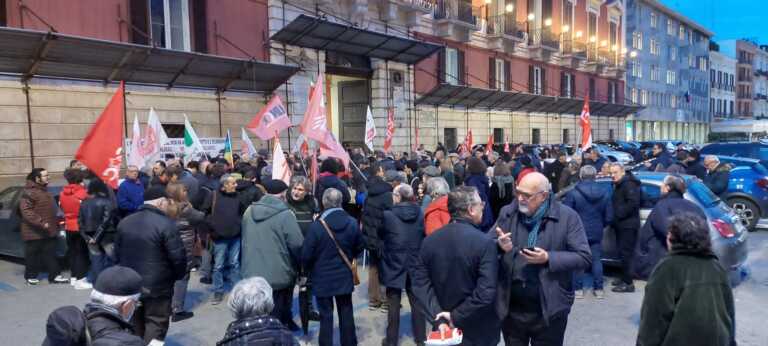 Galleria foto 'Sindaci in piazza a Bari contro l’autonomia differenziata: «È un progetto scellerato»' - foto 2
