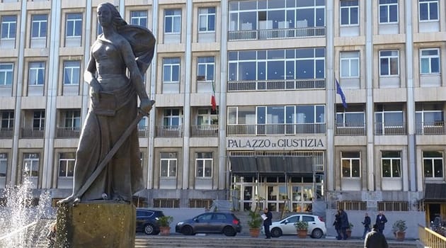 Galleria foto '«L’assegno di mantenimento deve essere pagato direttamente al figlio fuori sede»' - foto 1