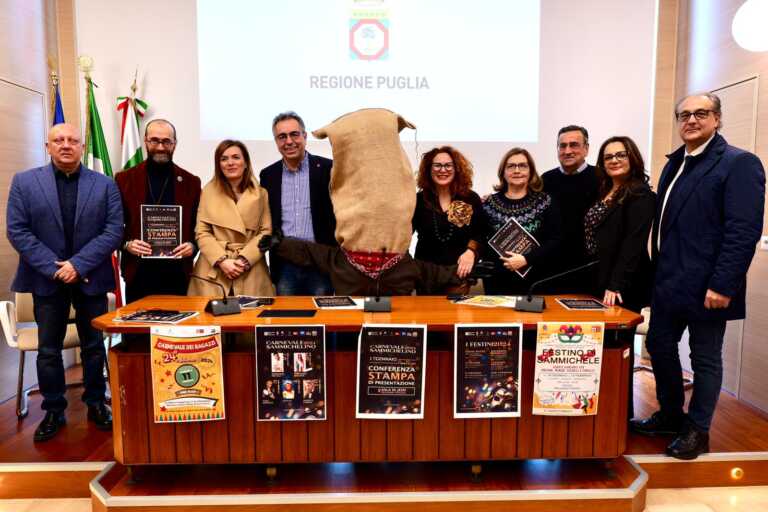 Carnevale di Sammichele: via ai “festini” con l’Omene curte. La “mascotte” protagonista anche a Venezia – VIDEO
