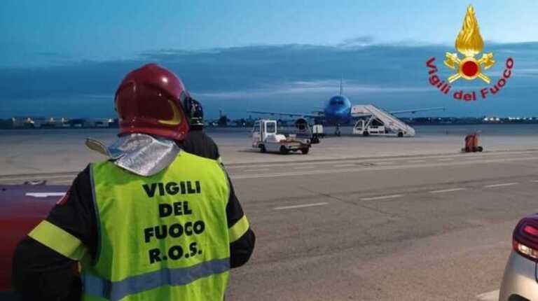 Brindisi, problema a un carrello sul volo partito da Milano: intervengono i vigili del fuoco