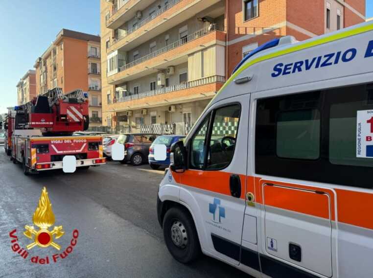 Brindisi, 90enne sviene in casa: salvata dai vigili del fuoco. A dare l’allarme i familiari che non avevano sue notizie