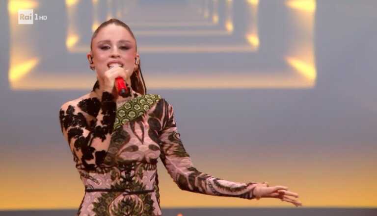 Il Festival: Angelina Mango e Diodato nella top5 della prima serata. Dargen D’Amico primo al FantaSanremo
