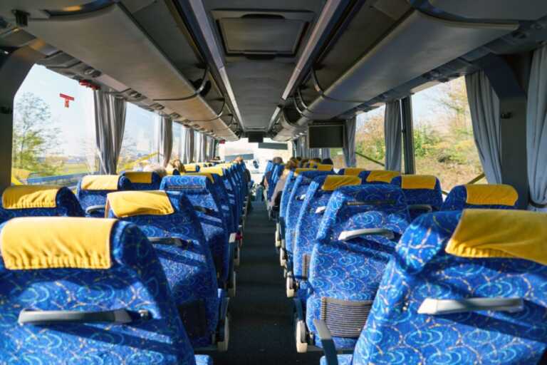 Trasporti, consegnati 25 nuovi autobus a metano ad 11 comuni pugliesi