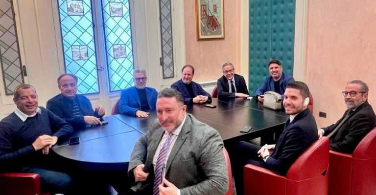 Verso il polo industriale nel porto di Brindisi: «Sarà la capitale della nautica da diporto»