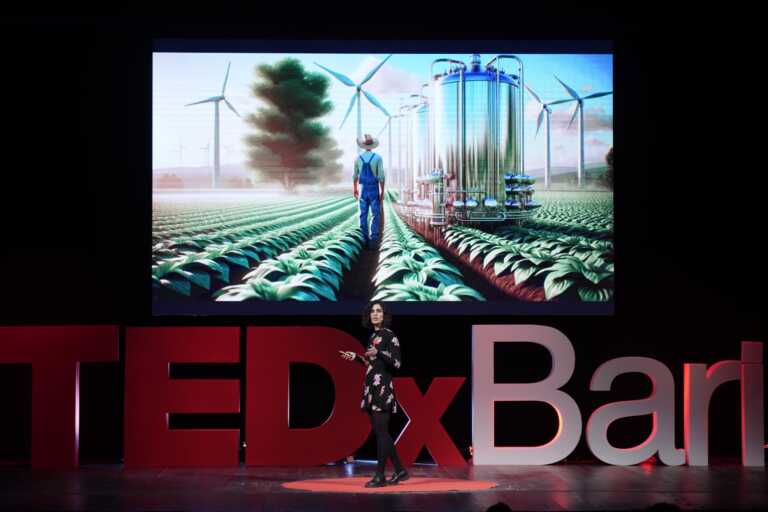 Galleria foto 'Agricoltura cellulare, Bruna Anzà ospite del TedX Bari: «La divulgazione per superare la diffidenza»' - foto 1