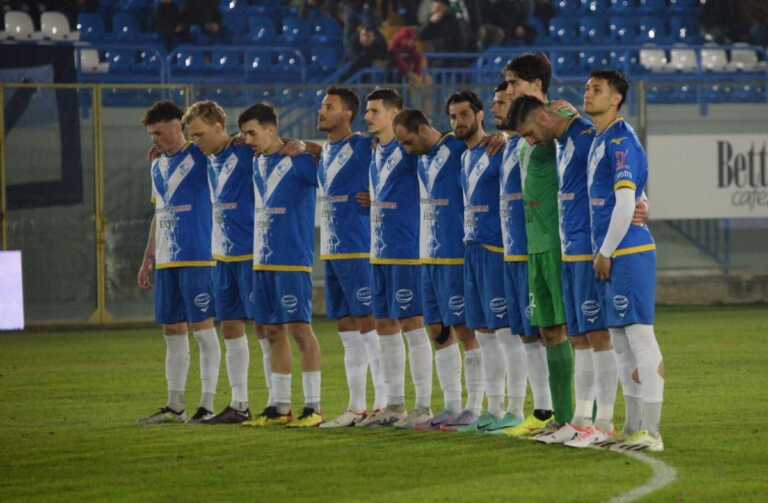 Brindisi calcio, i giocatori: «Non sono stati pagati gli stipendi di gennaio e febbraio»