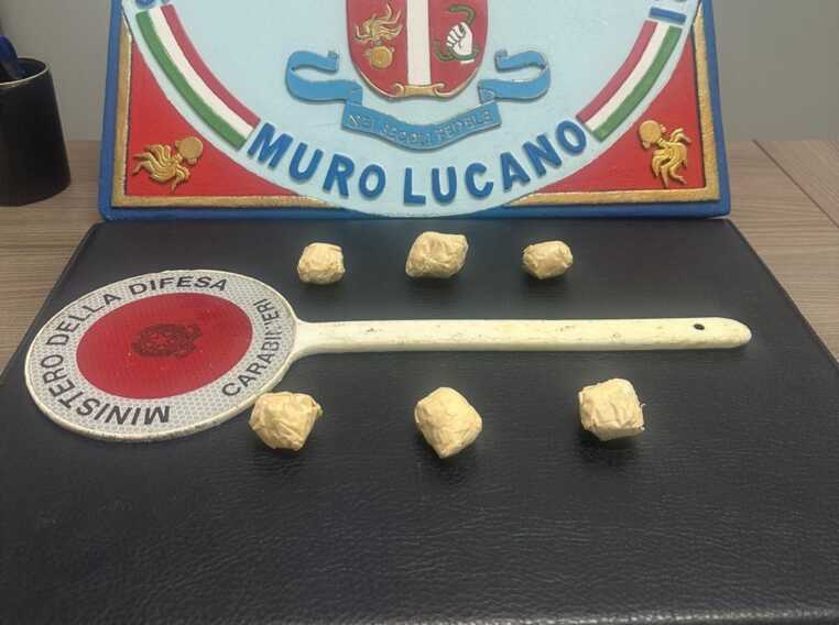 Cocaina dalla Campania alla Basilicata: arrestato a Muro Lucano un 43enne originario del Salernitano