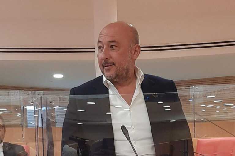 Regione Puglia, Caracciolo si dimette da capogruppo del Partito democratico