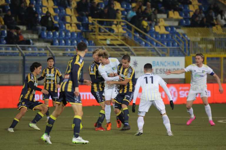 Juve Stabia indomabile: l’Audace Cerignola travolto 4-0 dalla capolista