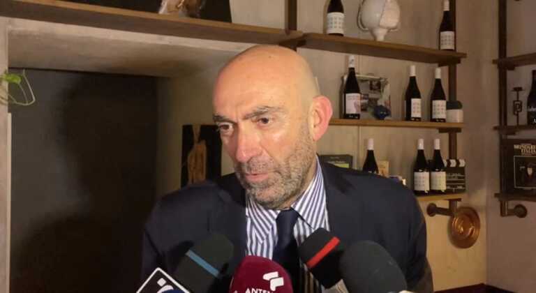 Comunali a Bari, Vito Leccese presenta la sua candidatura: «In continuità con l’amministrazione Decaro» – VIDEO