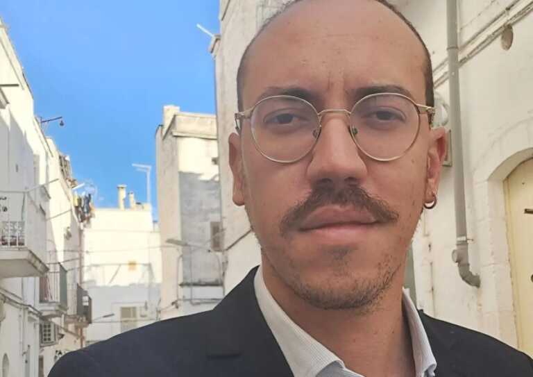 Foto di Meloni a testa in giù su Instagram, Luca Dell’Atti si dimette da presidente del Museo di Ostuni
