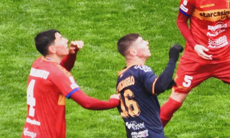 I due gol di Santarcangelo non bastano, il Messina rimonta: per il Picerno è 2-2