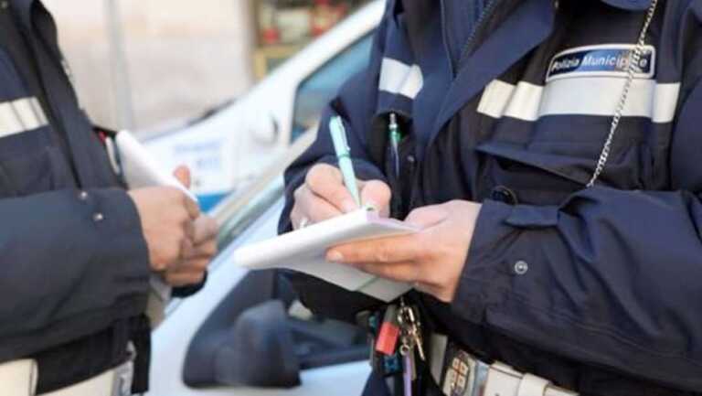 Multe annullate in cambio di favori, chiusa l’inchiesta a Lecce: 43 indagati