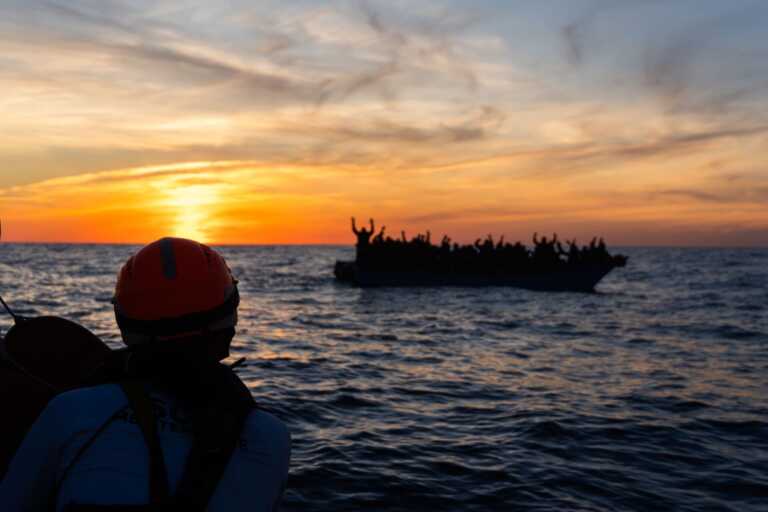 Migranti, il tribunale di Brindisi sul caso Ocean Viking: «Presunta incostituzionalità nel decreto Piantedosi»