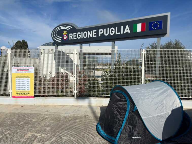 Distribuzione dei fondi sanitari in Puglia, Palese: «Avviata una ricognizione». Tutolo sospende la protesta