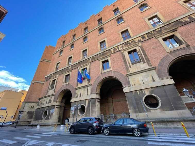 Taranto, Melucci perde pezzi anche in Provincia: il vice presidente Vito Parisi rassegna le dimissioni