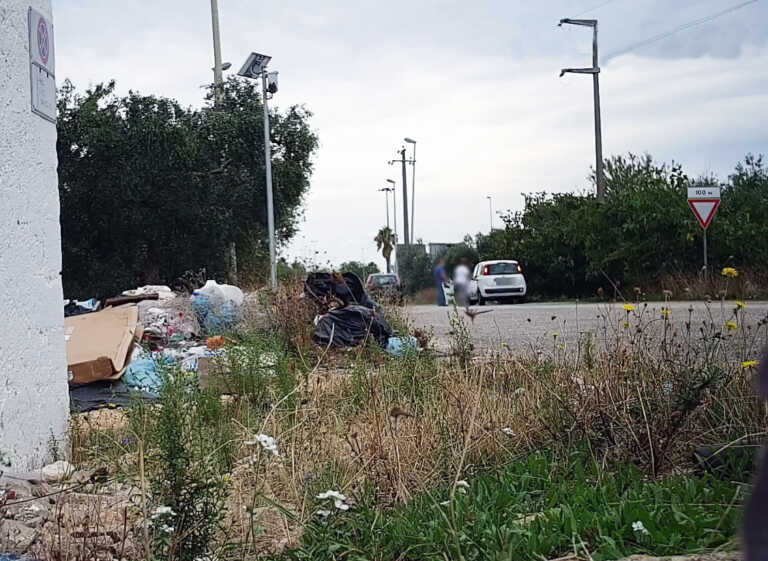 Ecco le telecamere mobili contro i furbetti dei rifiuti a Modugno