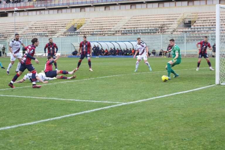 Il Taranto batte il Catania di misura: decisiva una rete di De Marchi al 10′ del primo tempo