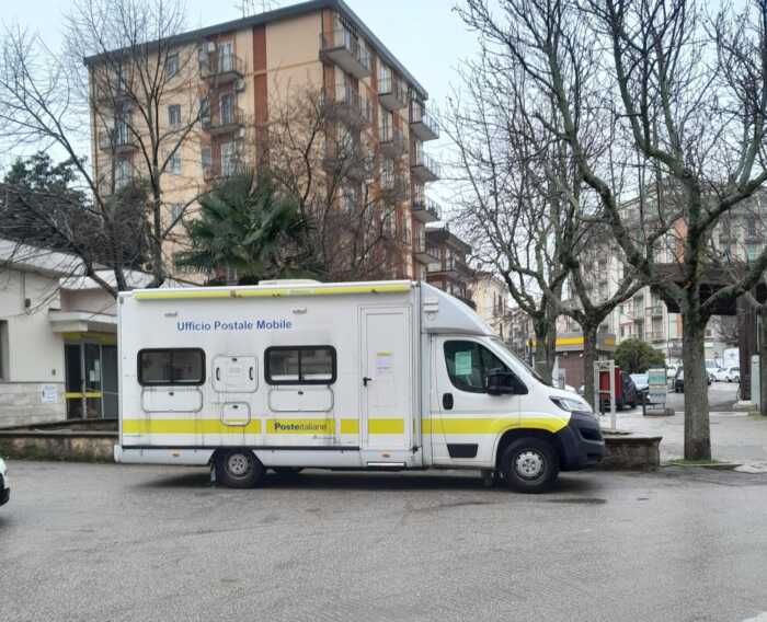San Marco in Lamis, dopo la rapina con l’escavatore arriva l’ufficio postale mobile: garantirà tutti i servizi