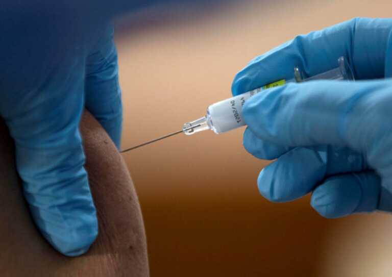 Vaccini anti Hpv per gli studenti in Puglia: il faro del Garante della privacy sulla legge regionale