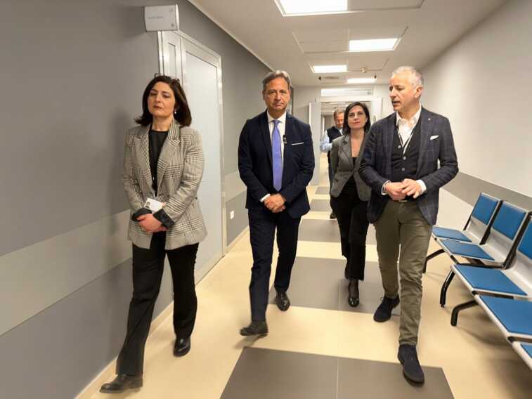 Sanità, ispezione di Pagliaro al Città di Lecce Hospital: «Modello virtuoso di privato accreditato» – VIDEO