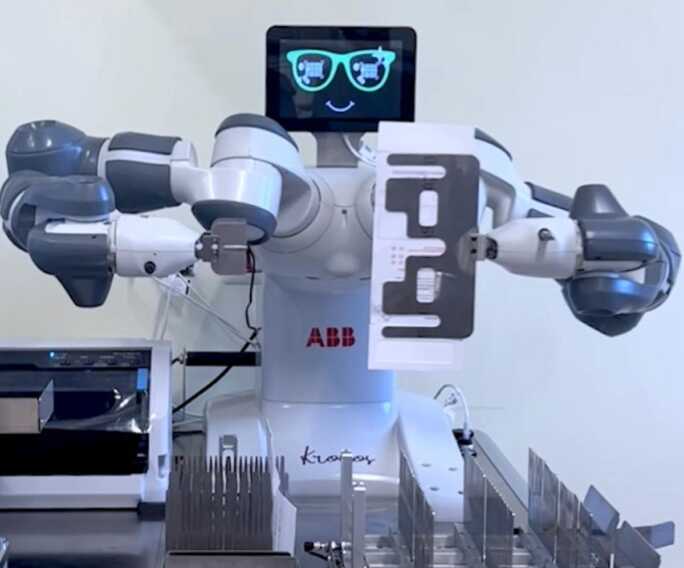 Bari, al Pediatrico due robot per gli screening neonatali sui piccoli pugliesi