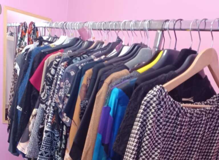Ad Andria la boutique è solidale: chi ne ha bisogno può “acquistare” gli abiti gratis