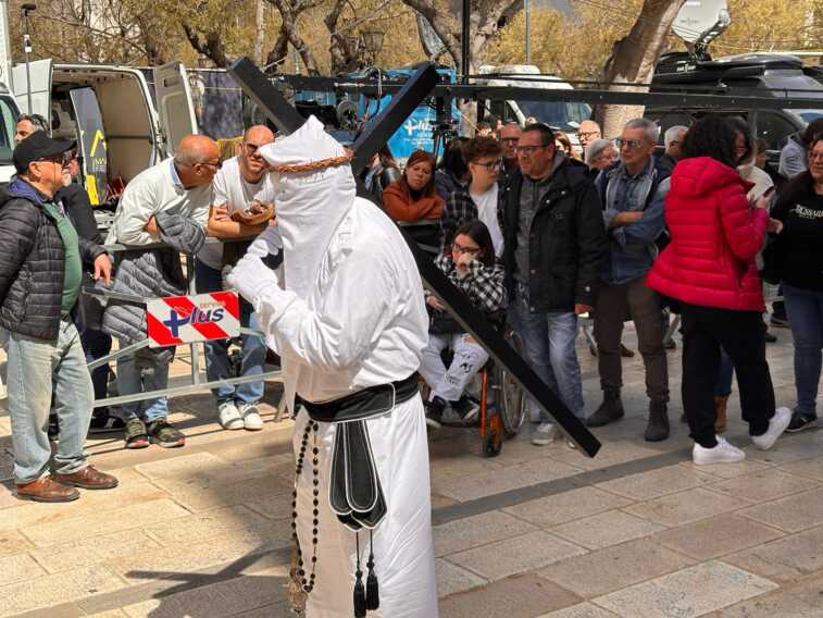 Taranto, l’appello del vescovo contro le guerre: «Quanti schiavi ancora nel mondo»
