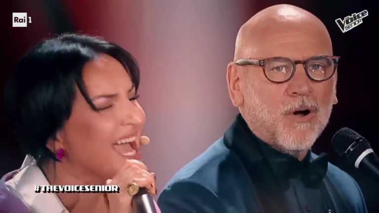 Il pugliese Mario Rosini incanta a “The Voice Senior”: Arisa chiede il bis di “In assenza di te” – VIDEO