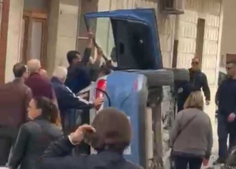 Cerignola, l’auto della polizia si ribalta durante un inseguimento: feriti due agenti. Arrestato il fuggitivo – VIDEO