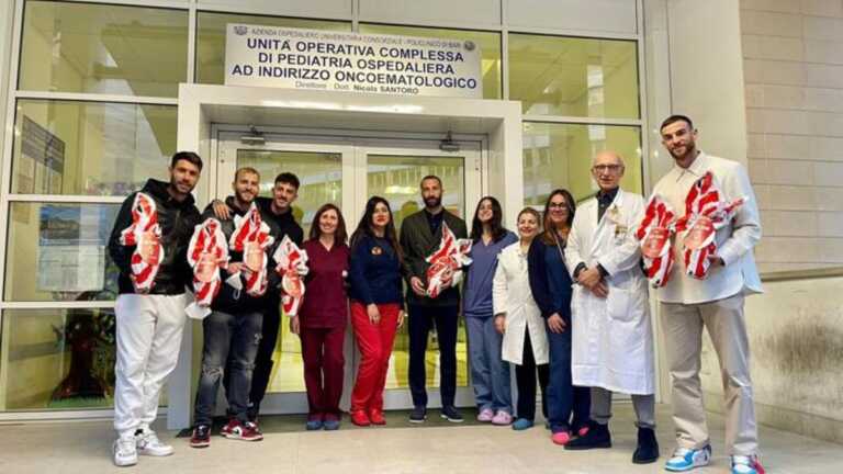 Giornata di solidarietà in casa Bari: visita al Villaggio Berukhà, poi a Oncoematologia pediatrica