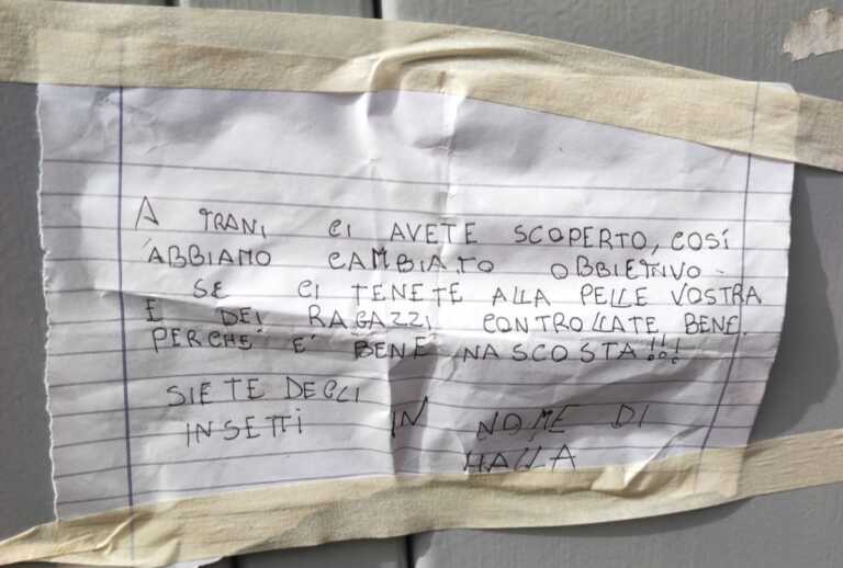 Galleria foto 'Allarme bomba ad Andria: evacuata una scuola. La sindaca: «Le forze dell’ordine faranno chiarezza» – VIDEO' - foto 3
