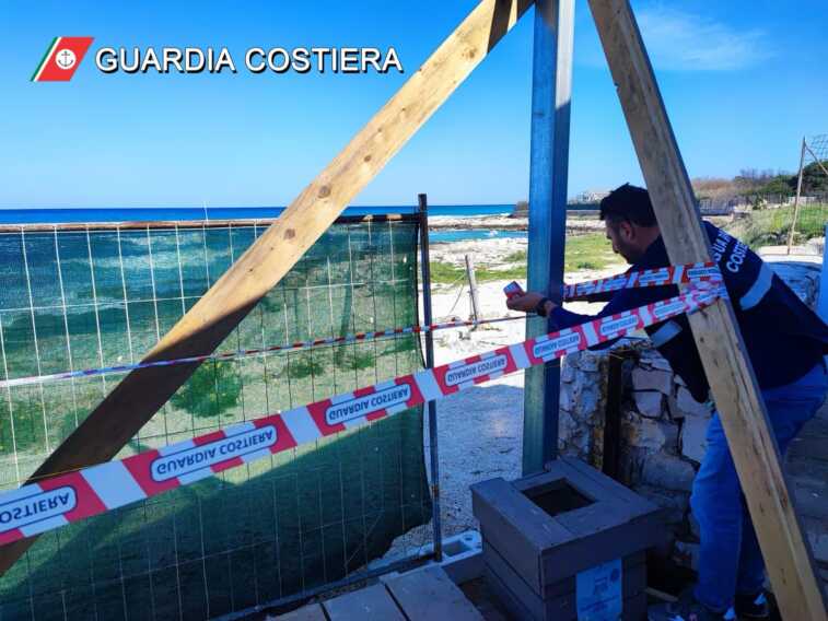 Lavori edili in un’area protetta a Costa Ripagnola: sequestrato un cantiere abusivo