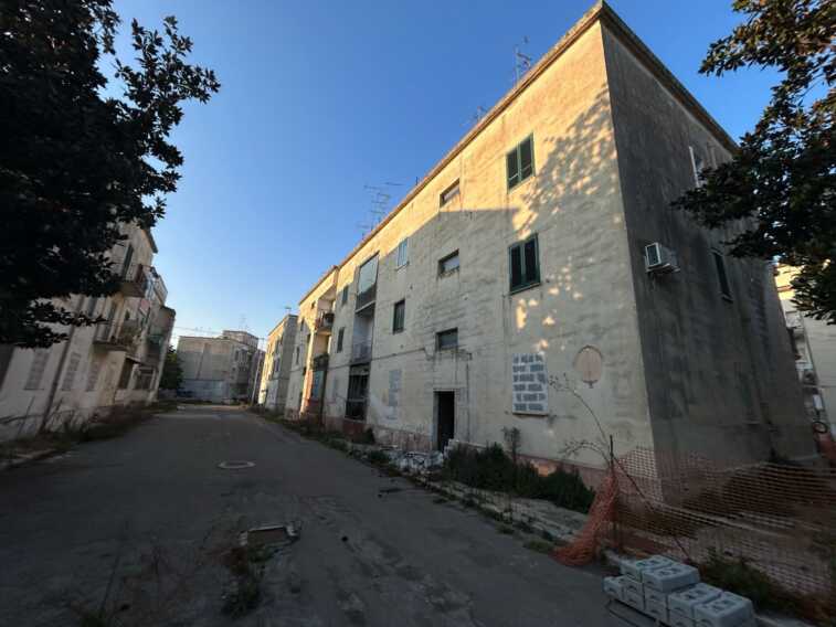 Lecce, via alla demolizione delle Case minime: al loro posto locali e 75 alloggi