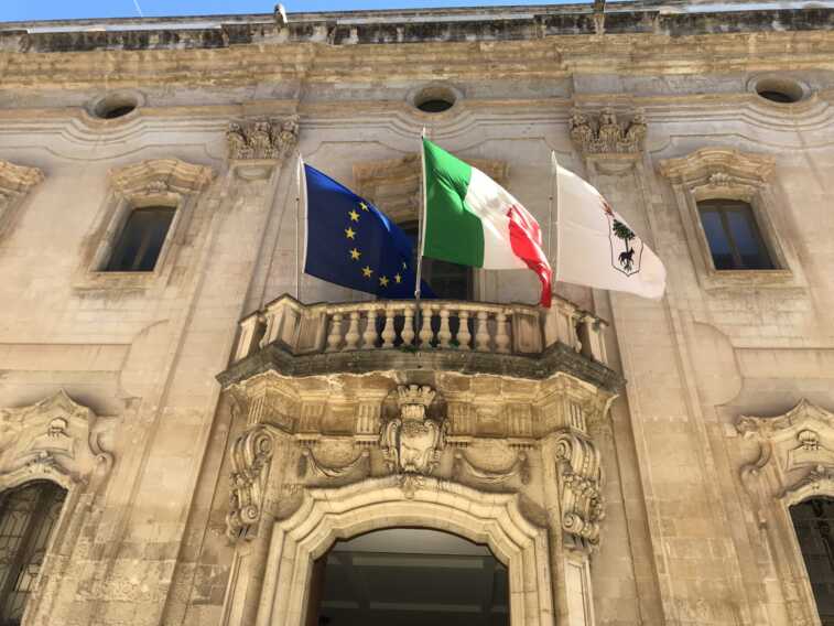 Lecce, tra ritorni e cambi di casacca: in 682 in corsa per un posto da consigliere comunale