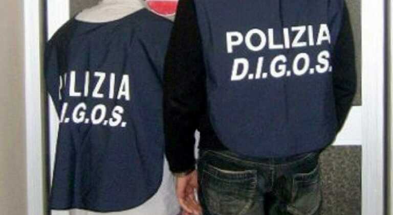 Attentati contro dirigenti e calciatori del Foggia: quattro indagati