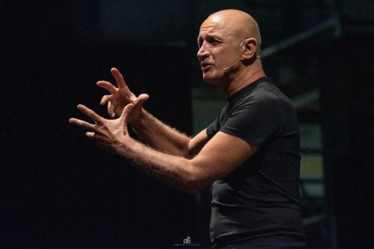 Narrazione e impegno civile: Domenico Iannacone porta le sue storie a Monopoli