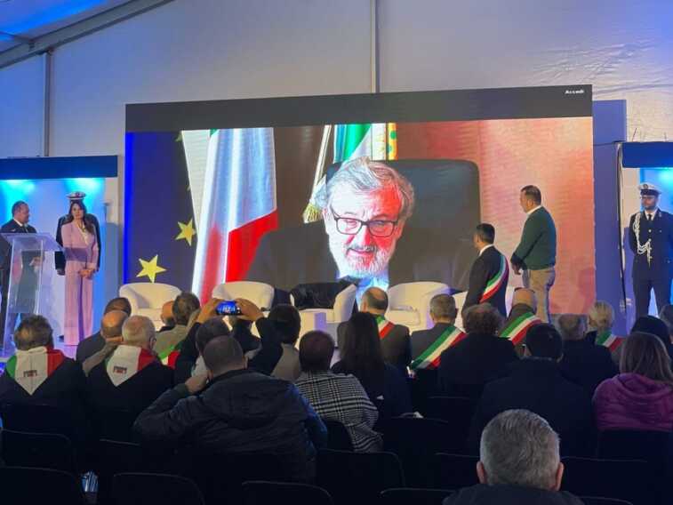 Via alla Fiera pessima di Manduria, Emiliano: «Una tradizione secolare che ha il sapore del passato»