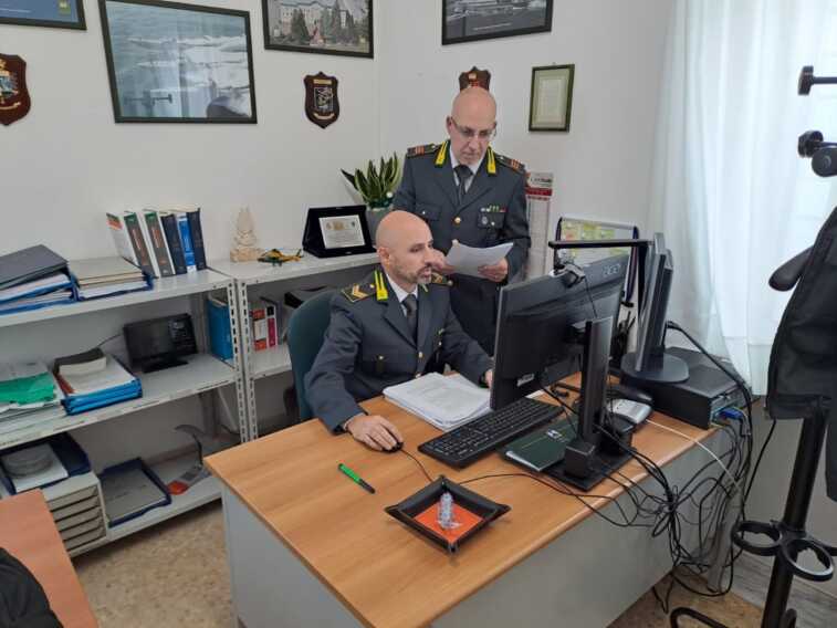 Imprenditore col reddito di cittadinanza: recuperati oltre 280mila euro nel Leccese