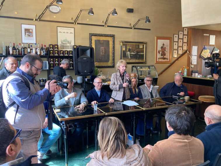 Comunali a Bari, 8 liste per Vito Leccese: «Garbo istituzionale e competenza»
