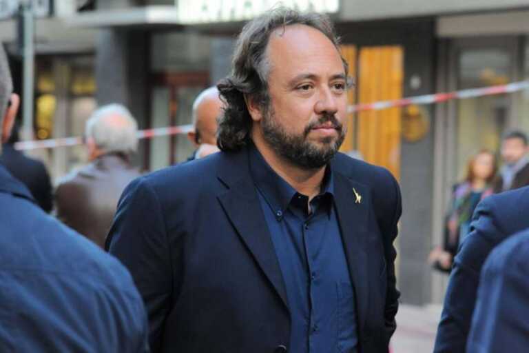 Lesina, la denuncia dell’eurodeputato Casanova: «Hanno tentato di investirmi»