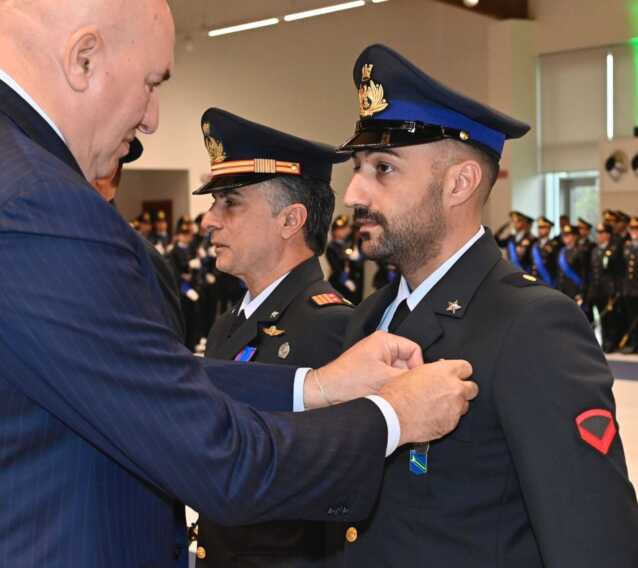 Salvò 74 persone a Kabul. Medaglia d’Argento per un militare di Montemesola