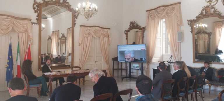 Passi avanti per il piano urbanistico a Taranto: Karrer disegna la città di domani
