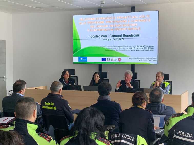 Lotta agli incendi boschivi, dalla Regione 2,7 milioni di euro a 34 Comuni pugliesi
